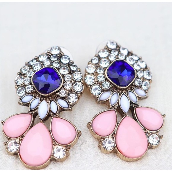 Juliet Vintage Style Earrings - Picture 2 of 8